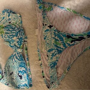 Lilly Pulitzer Blue and Green Patterned Bikini Large top/small bottom